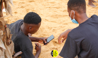 Expulsions forcées au Bénin : les groupes locaux d’Amnesty Bénin collectent des pétitions en faveur des victimes.